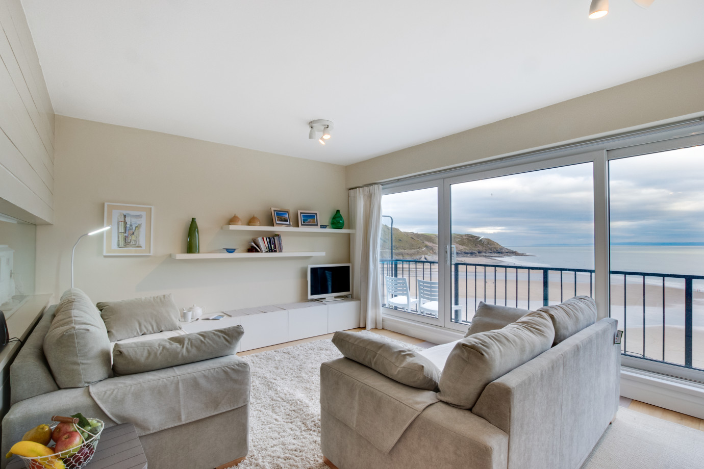 Redcliffe Apartments P (HH9308) Original Cottages